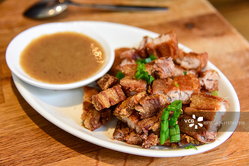 菲律宾炸五花肉图片素材