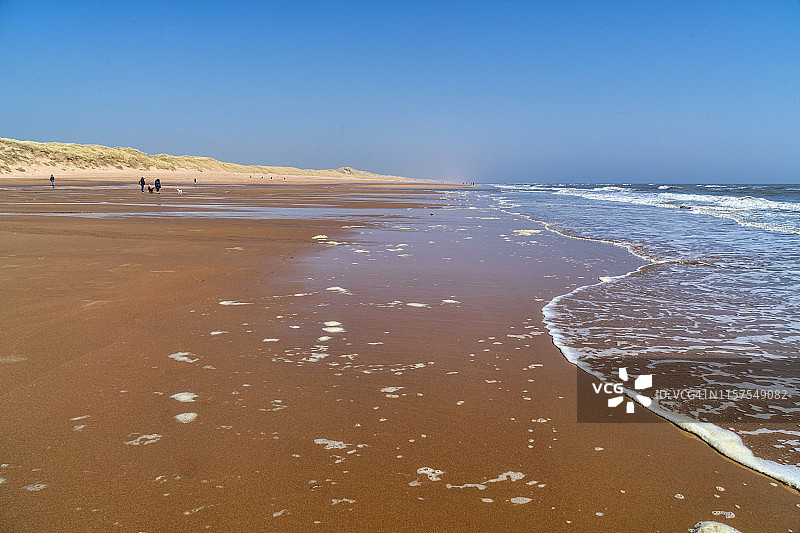 美丽的巴尔梅迪海滩和沙丘，靠近阿伯丁郡阿伯丁图片素材