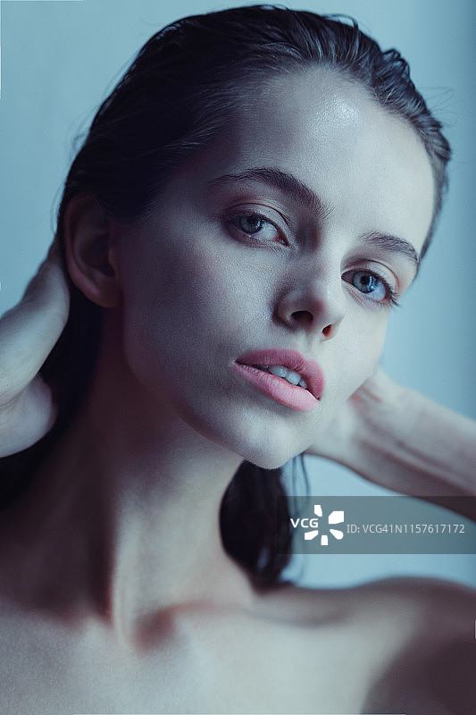 女性模特面部特写图片素材