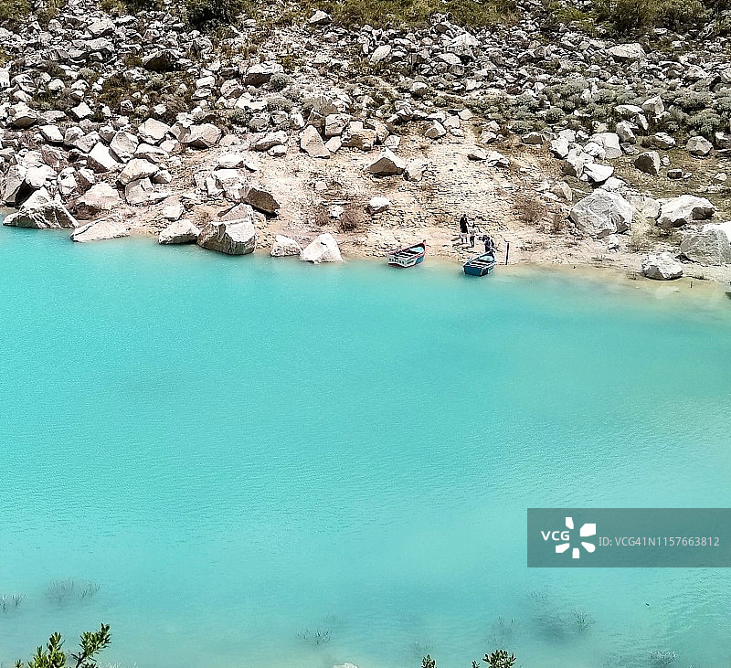 秘鲁帕隆湖与派拉蒙影业Logo灵感来源山峰图片素材