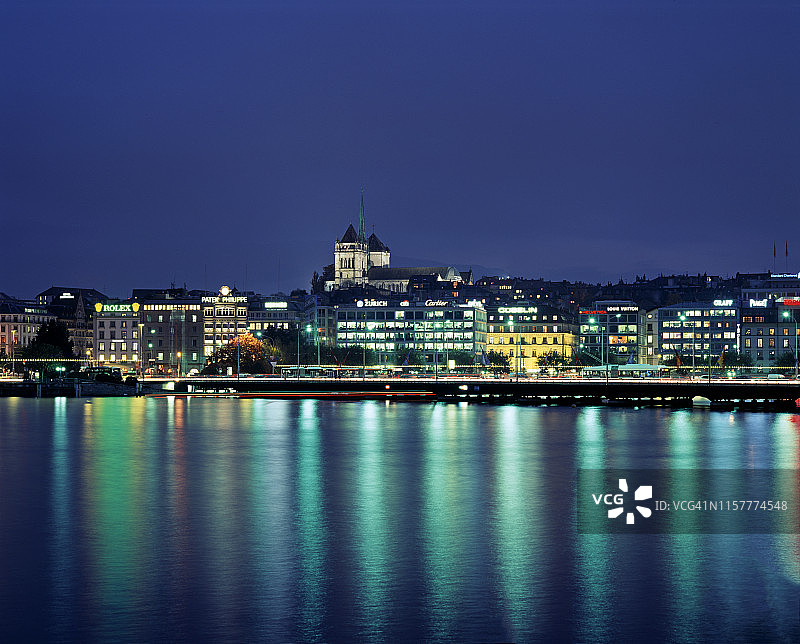 日内瓦夜景全景图片素材