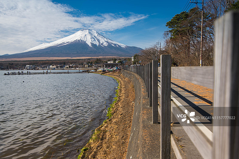 秋天的富士山图片素材