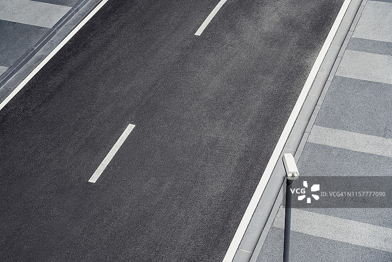 空旷的沥青路航拍景色图片素材