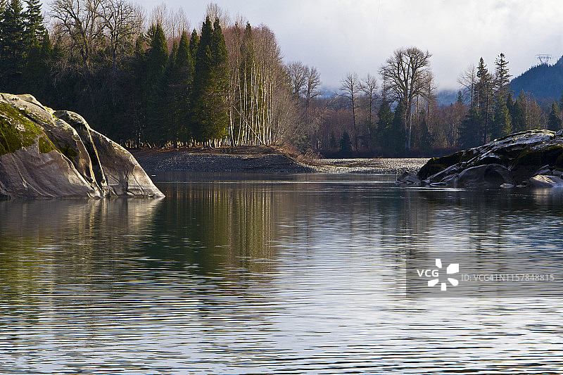 斯基纳河图片素材