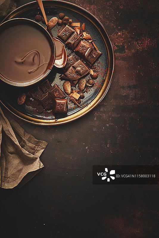 准备优质黑巧克力图片素材