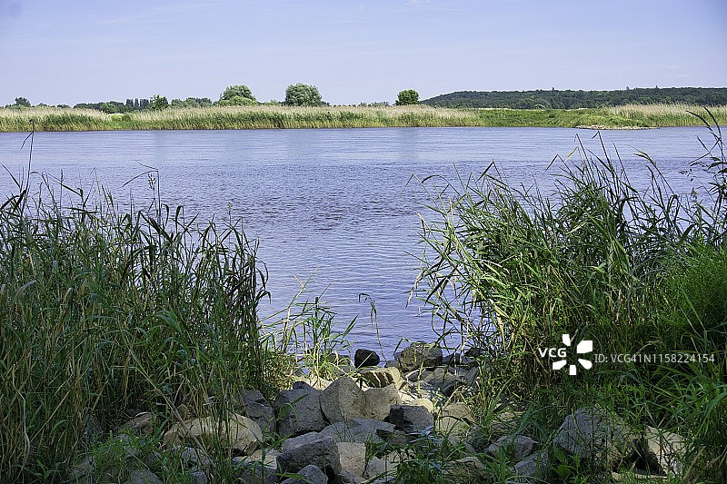 德国勃兰登堡法兰克福（奥德）齐根韦德岛奥德河岸图片素材