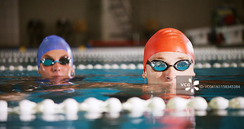 投入练习，把奖杯带回家图片素材