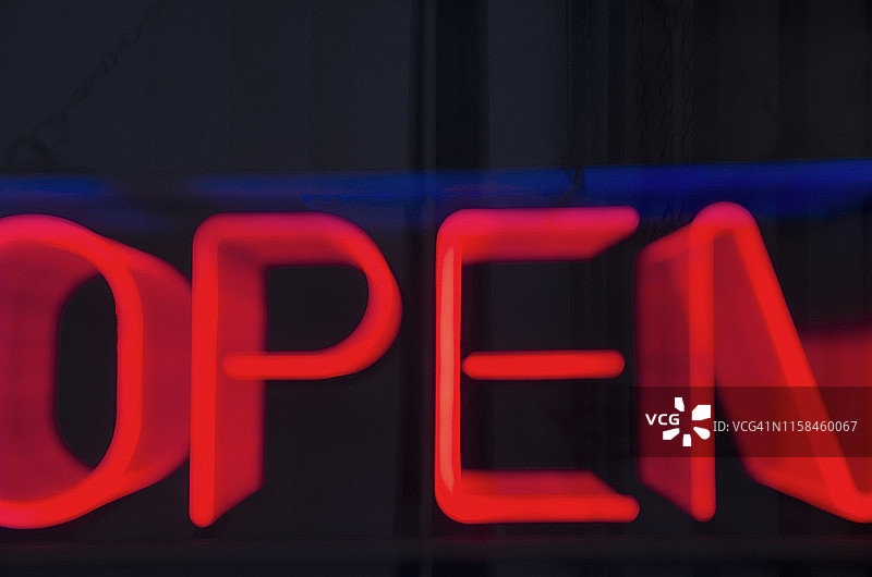 霓虹灯打开标志图片素材