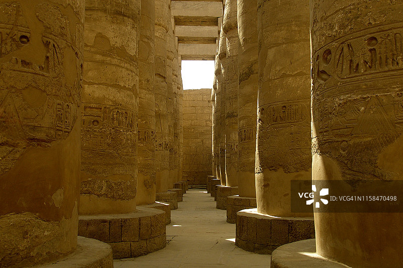 卢克索卡纳克神庙阿蒙神殿柱式大厅图片素材