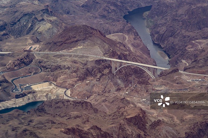 从飞机上拍摄的胡佛水坝图片素材
