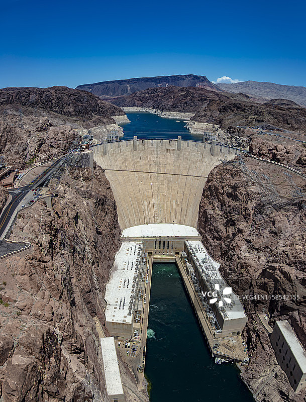 从迈克·奥卡拉汉-帕特·蒂尔曼纪念大桥看胡佛水坝图片素材