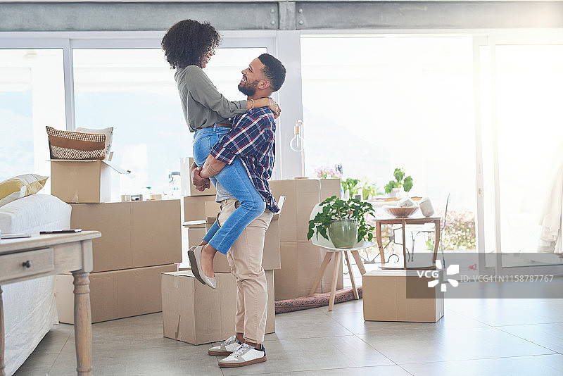 宝贝，恭喜我们！图片素材