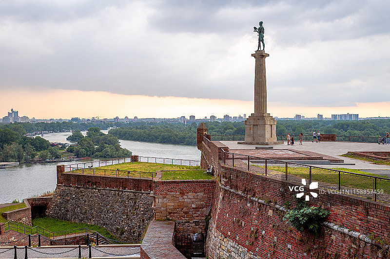 贝尔格莱德要塞的胜利者雕像，塞尔维亚图片素材