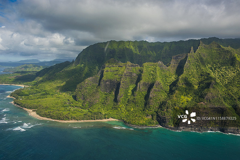 夏威夷考艾岛纳帕利海岸航拍图片素材