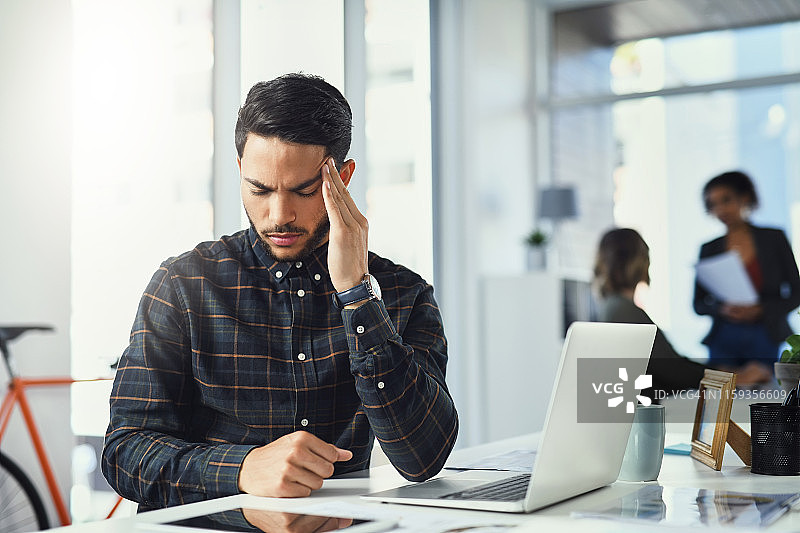 我看我无法完成今天的截止日期图片素材