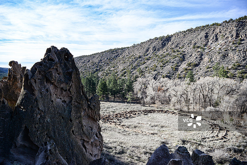 弗里霍莱斯峡谷口大圆圈的景观图片图片素材