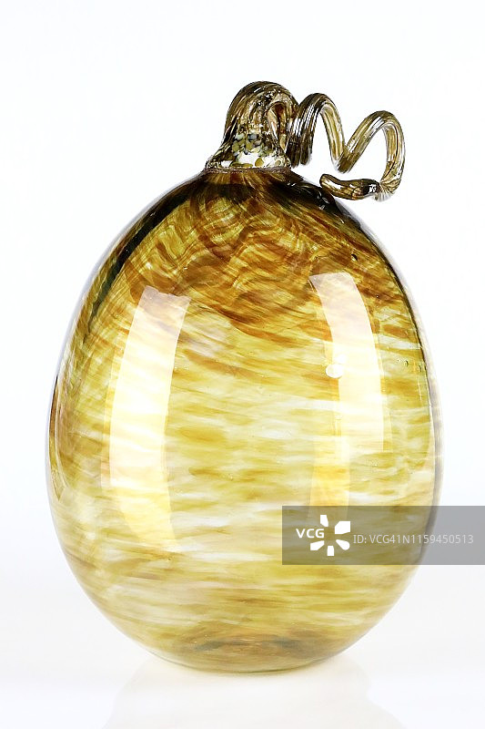 装饰性吹制玻璃艺术球体图片素材