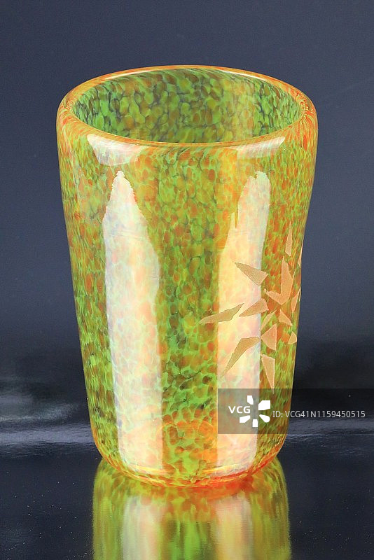 专业吹制玻璃艺术品图片素材