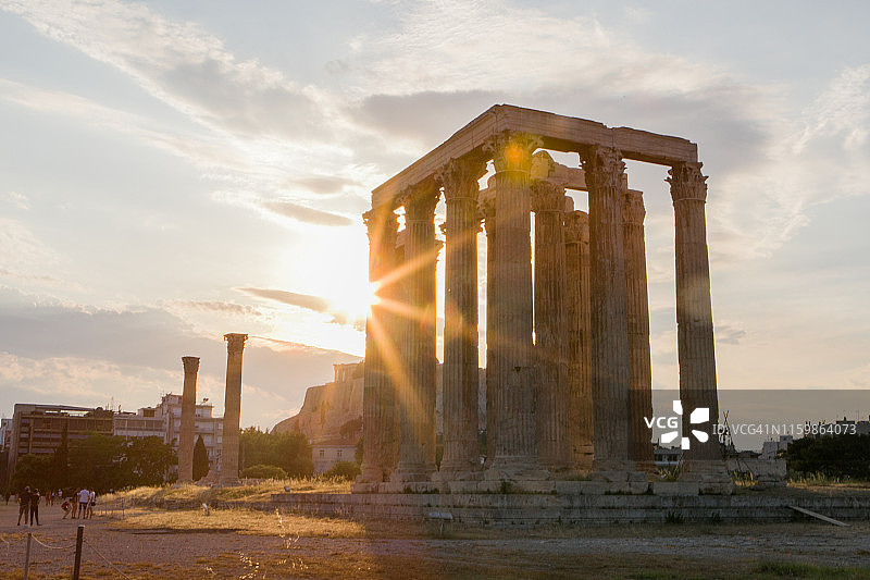 希腊雅典奥林匹亚宙斯神庙日落景色图片素材