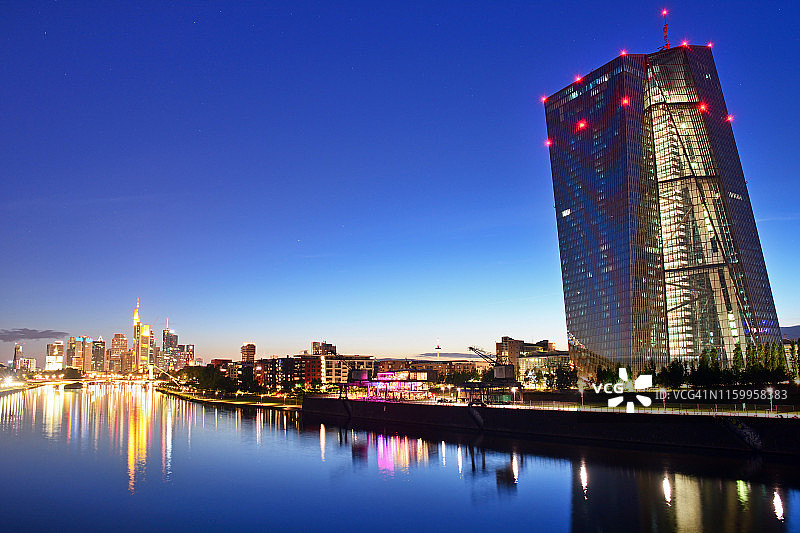 法兰克福欧洲中央银行大楼图片素材