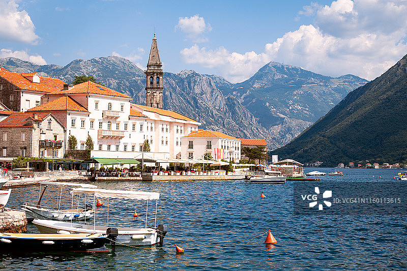 黑山佩拉斯特白天景色图片素材