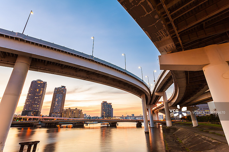 日本东京海滨日落景色图片素材