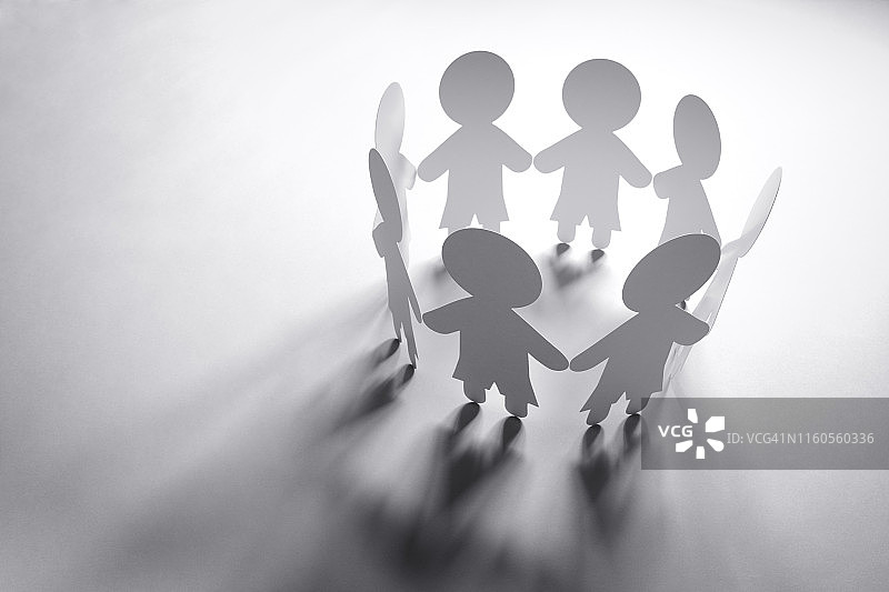 纸链朋友、家人或商业社区图片素材