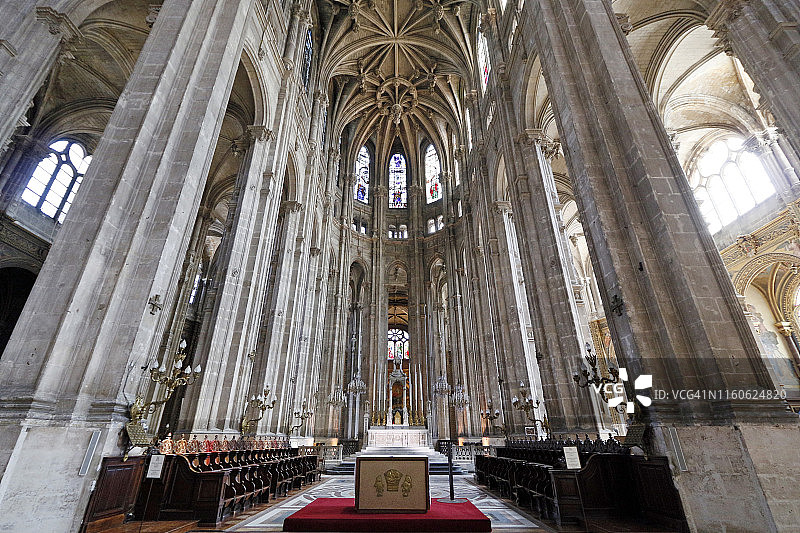 圣 Eustache 教堂内部图片素材