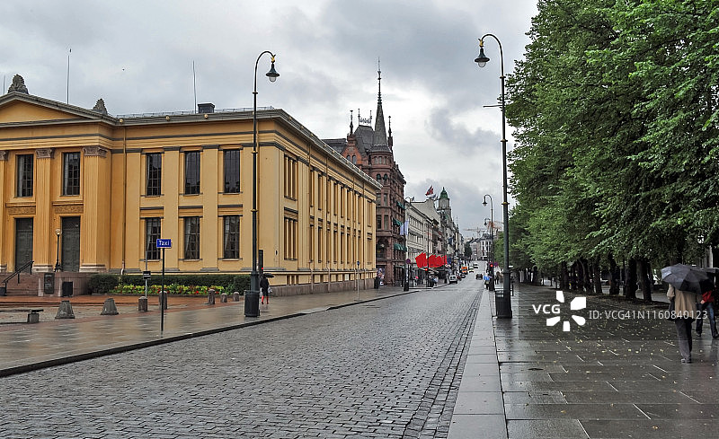 雨天中的奥斯陆城市街道图片素材
