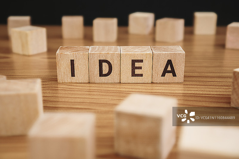 木块上的创意词语图片素材