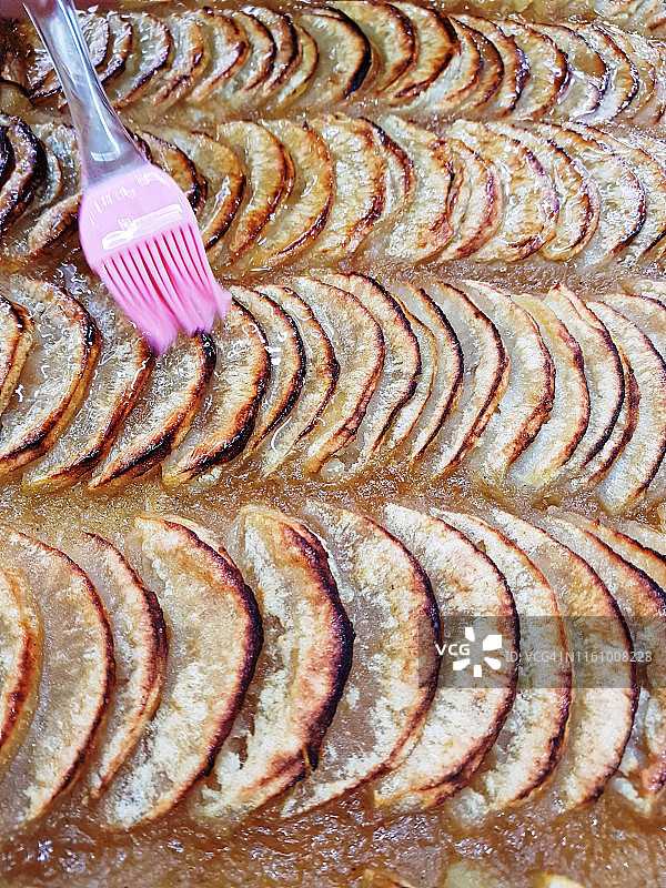 精致的苹果派，准备结束图片素材