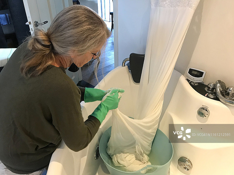 清洁婚纱图片素材