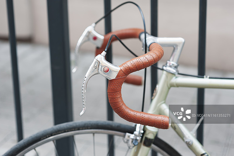 老式自行车特写图片素材