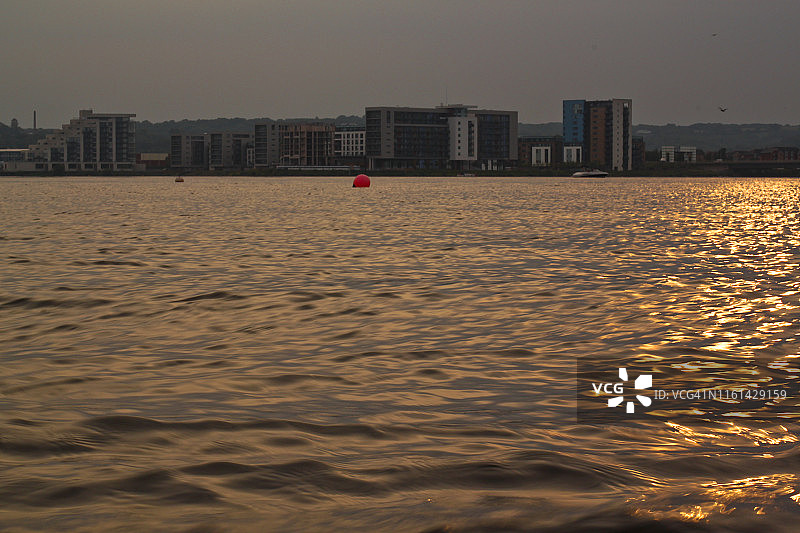 加的夫湾的日落图片素材