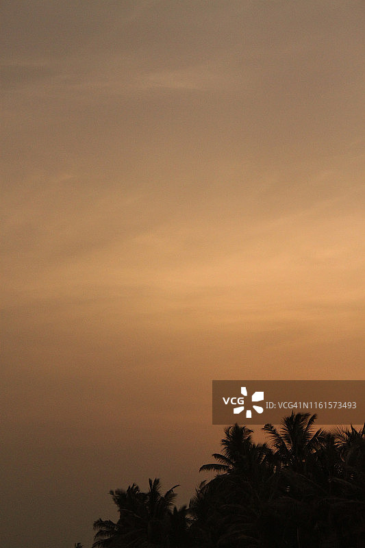 竖版日落图图片素材