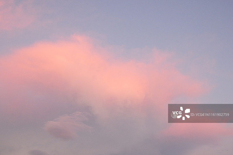 日落云彩与满月图片素材