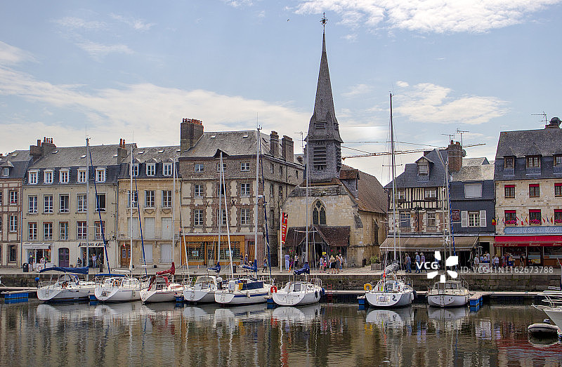 翁弗勒尔古老的港口，法国诺曼底图片素材