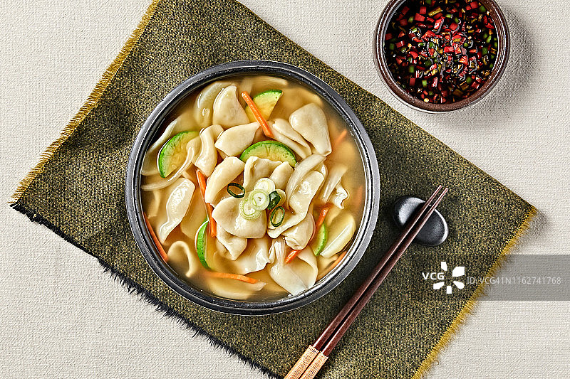 手工土豆面疙瘩汤图片素材