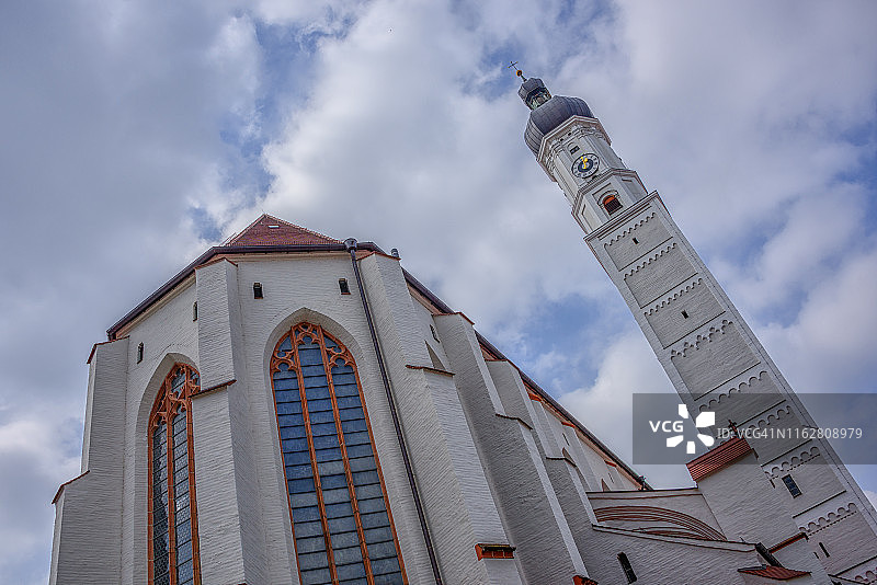 圣玛利亚升天城市教堂图片素材