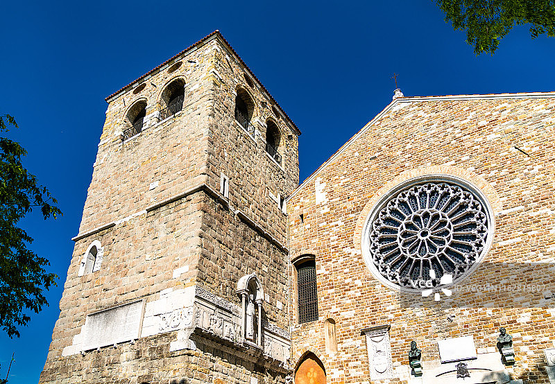 意大利圣朱斯托的里雅斯特主教座堂图片素材