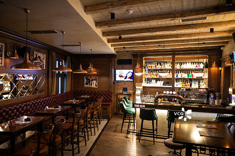 木制复古酒吧内部图片素材