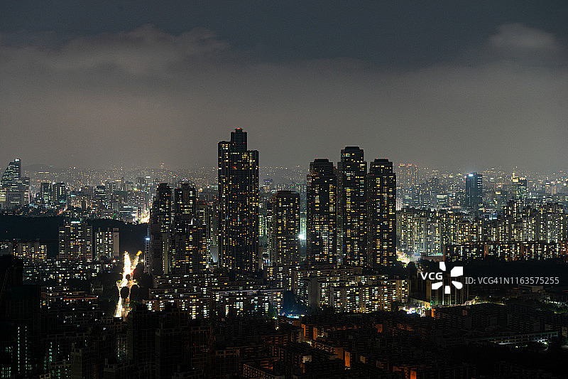 首尔的摩天大楼图片素材