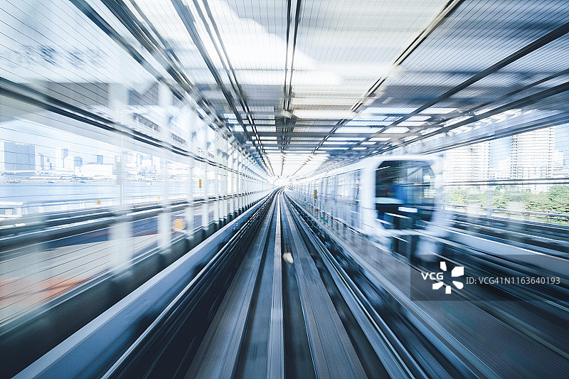 东京地铁加速图片素材