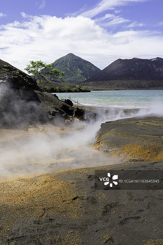 巴布亚新几内亚塔武鲁火山图片素材