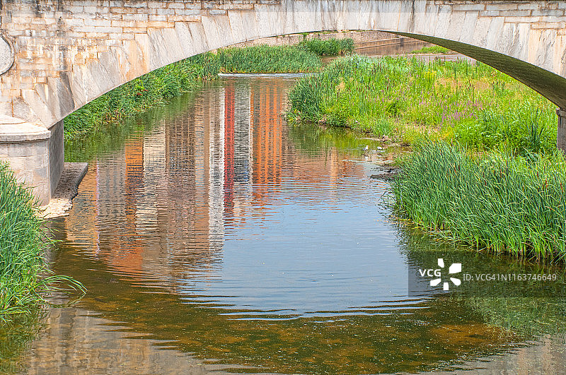 赫罗纳佩德拉桥拱图片素材