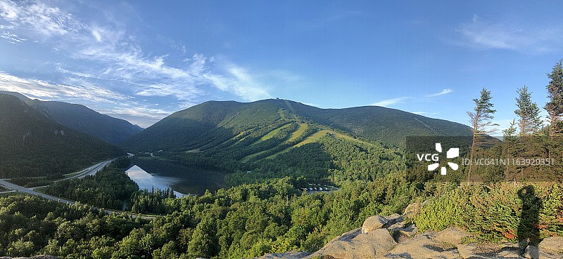 美国新罕布什尔州弗兰科尼亚峡州立公园图片素材