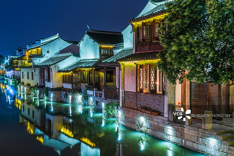 荡口古镇夜景图片素材