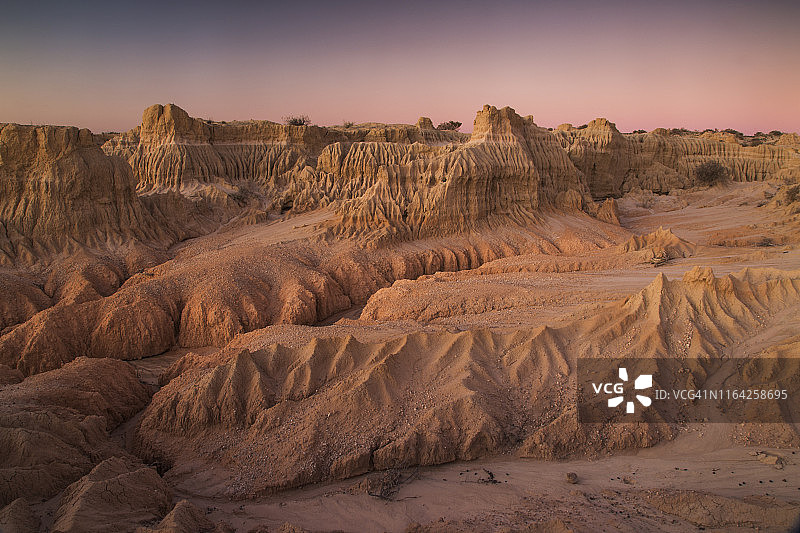 日落时分的中国长城，芒戈国家公园，澳大利亚图片素材