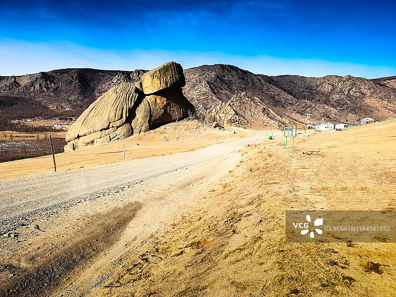 乌兰巴托戈尔希-帖热勒吉国家公园的乌龟岩图片素材