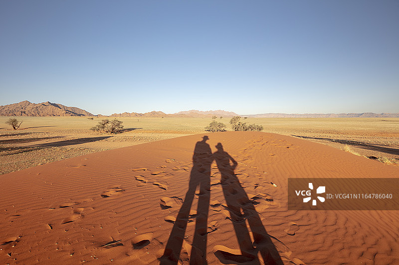 纳米比亚塞斯瑞姆地区的纳米布-诺克路夫稀树草原景观，2018年图片素材